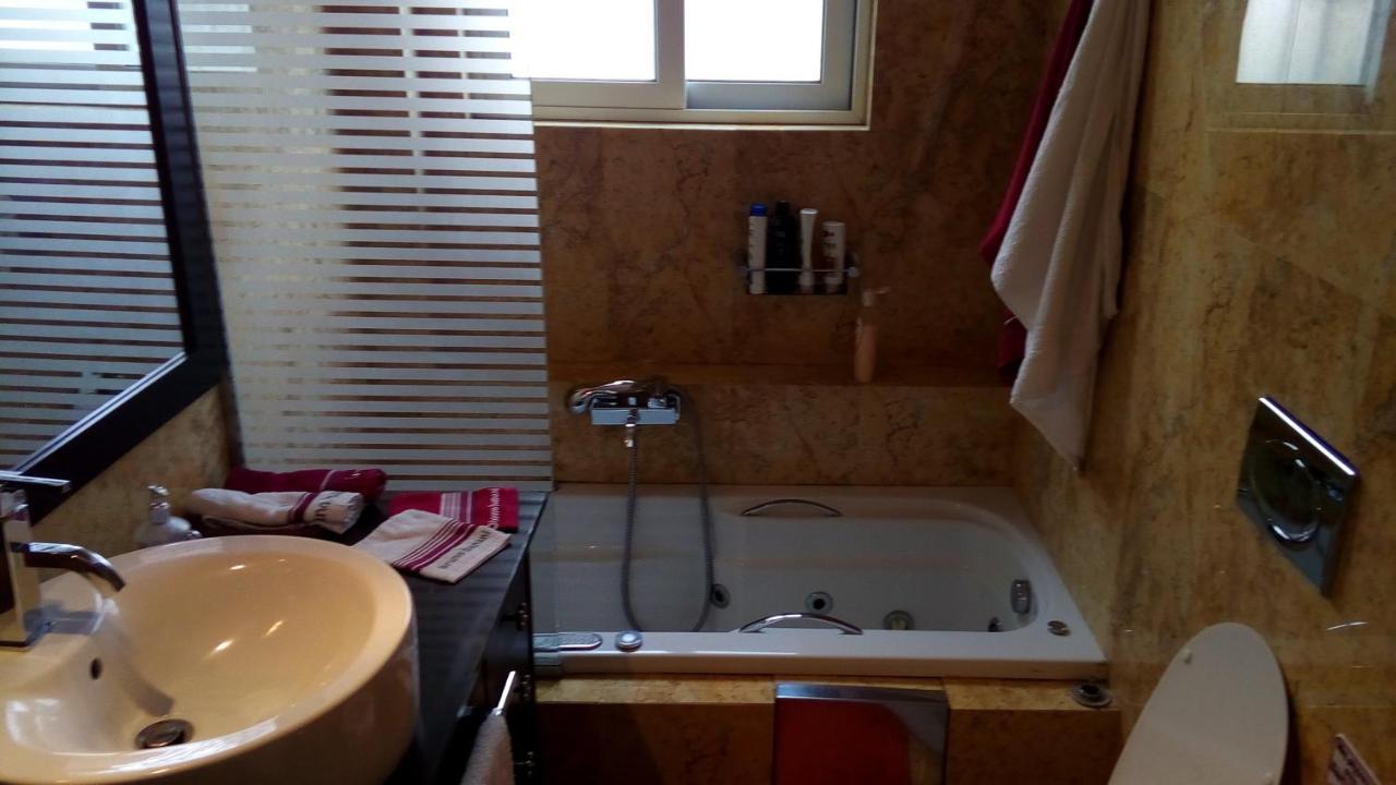 Luxury Apartment In Ano Glyfada 아테네 외부 사진